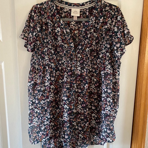 Knox Rose Tops - SOLD. Knox rose top